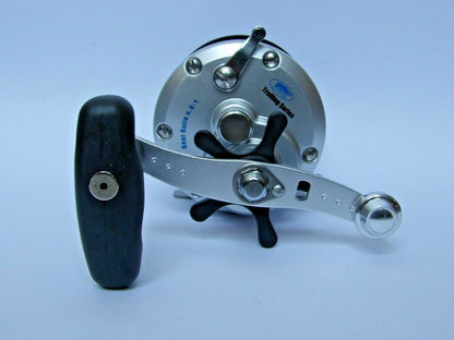 Lineaeffe JD300 Multiplier Fishing Reel + 20lb Line