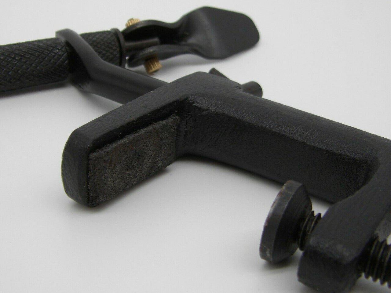 New AA Black Fly Tying Vice Fully Rotatable Tying Flies Clamp Lever Tool Kit